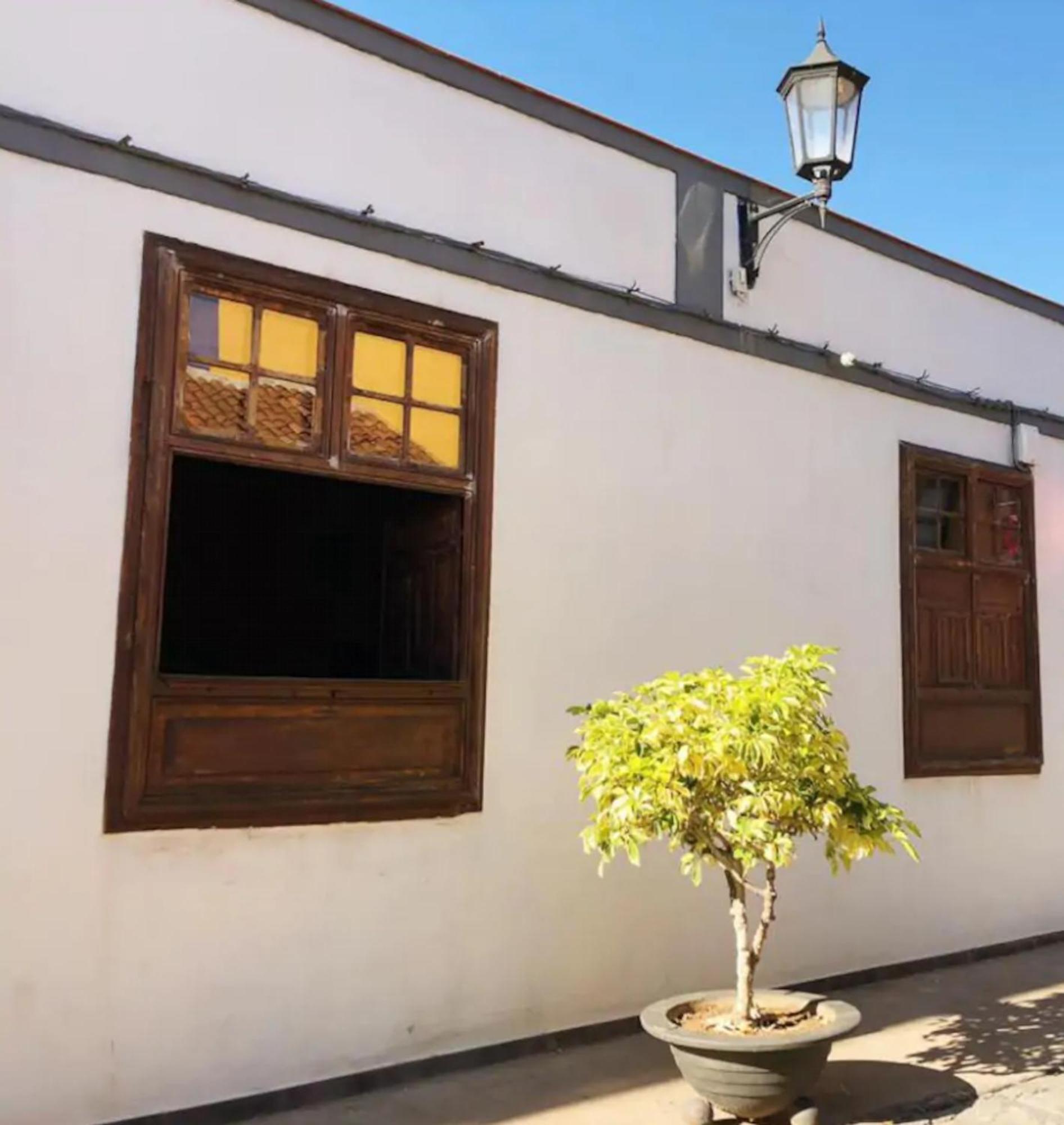 Elegant Studio In The Heart Of Garachico 100 Sqm Parking Available Apartment Exterior photo